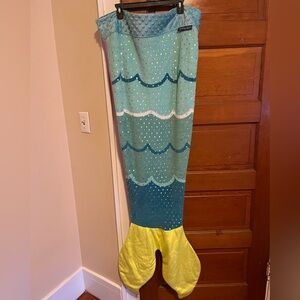 Mermaid Blankie Tails Blanket girls cozy warm play pretend sparkly sequins